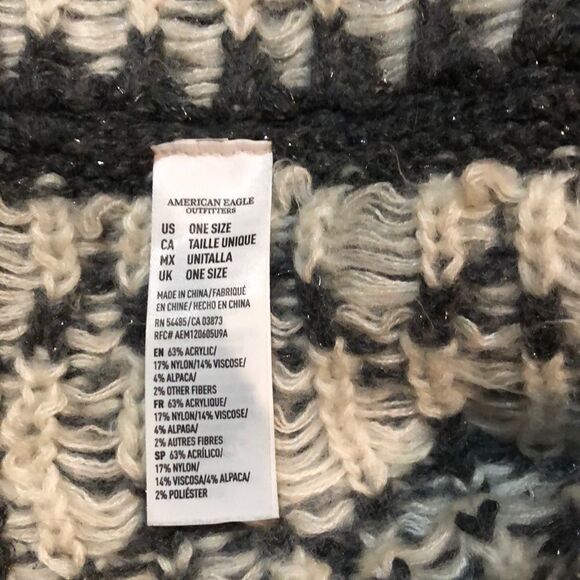 American Eagle Infinity Scarf W/Sparkle - Picture 3 of 4